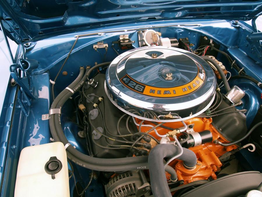  Plymouth Road Runner 426 Hemi Coupe 1968 года  (фото 2 из 8)